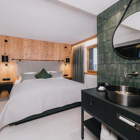 Alpinlounge Raetia Appartements ايشجل المظهر الخارجي الصورة