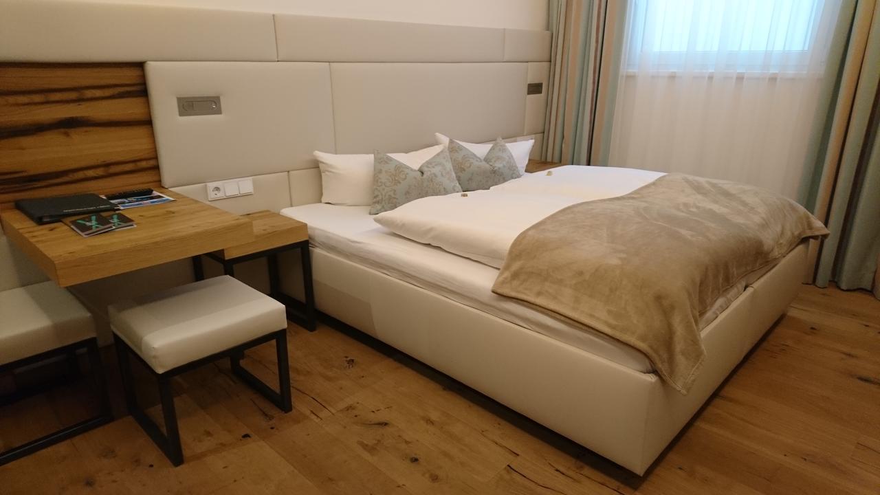 Alpinlounge Raetia Appartements ايشجل المظهر الخارجي الصورة