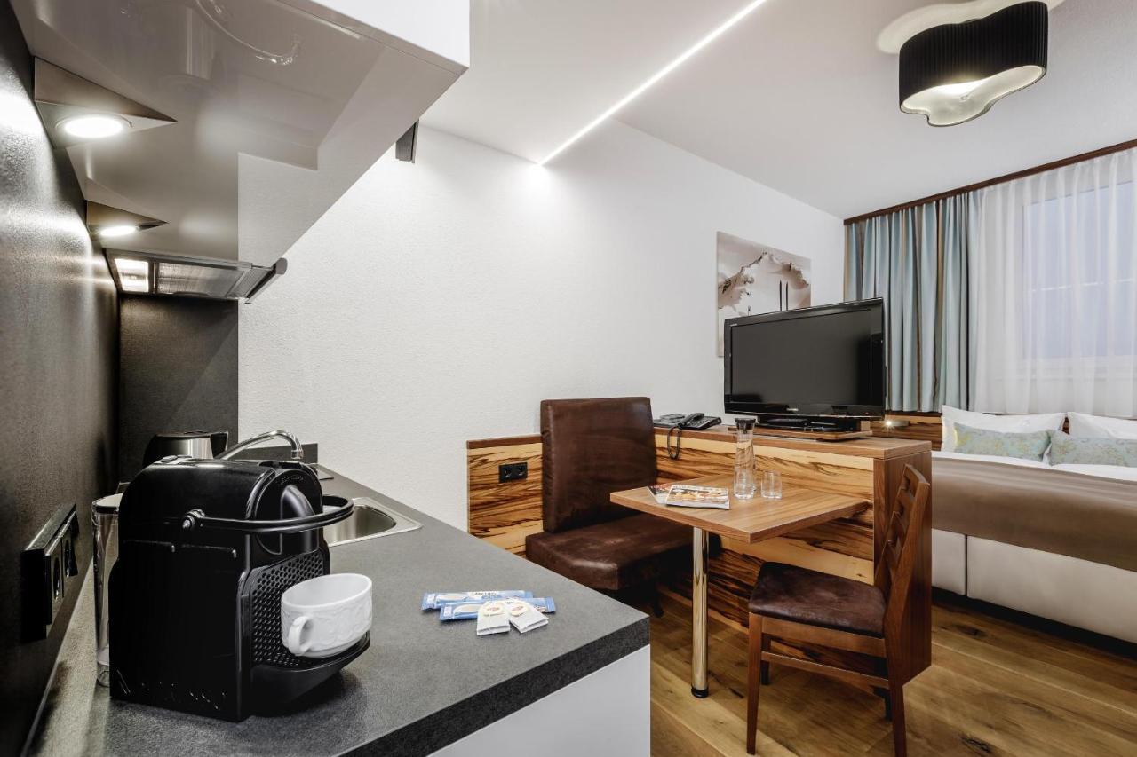 Alpinlounge Raetia Appartements ايشجل المظهر الخارجي الصورة