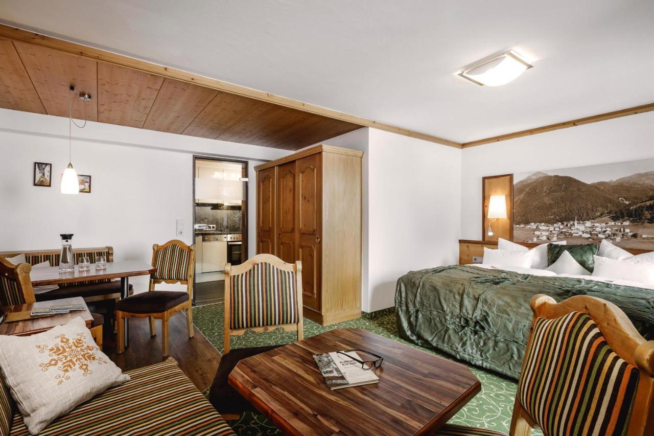 Alpinlounge Raetia Appartements ايشجل المظهر الخارجي الصورة