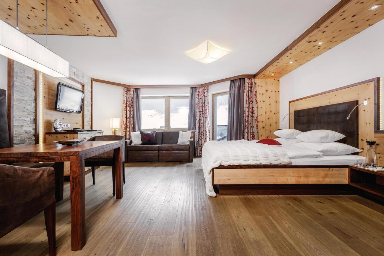 Alpinlounge Raetia Appartements ايشجل المظهر الخارجي الصورة